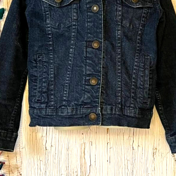 LEVI'S KIDS CLASSIC DENIM TRUCKERS JACKET SIZE 6 5-6 YEARS BOYS OR GIRLS - Picture 5 of 7